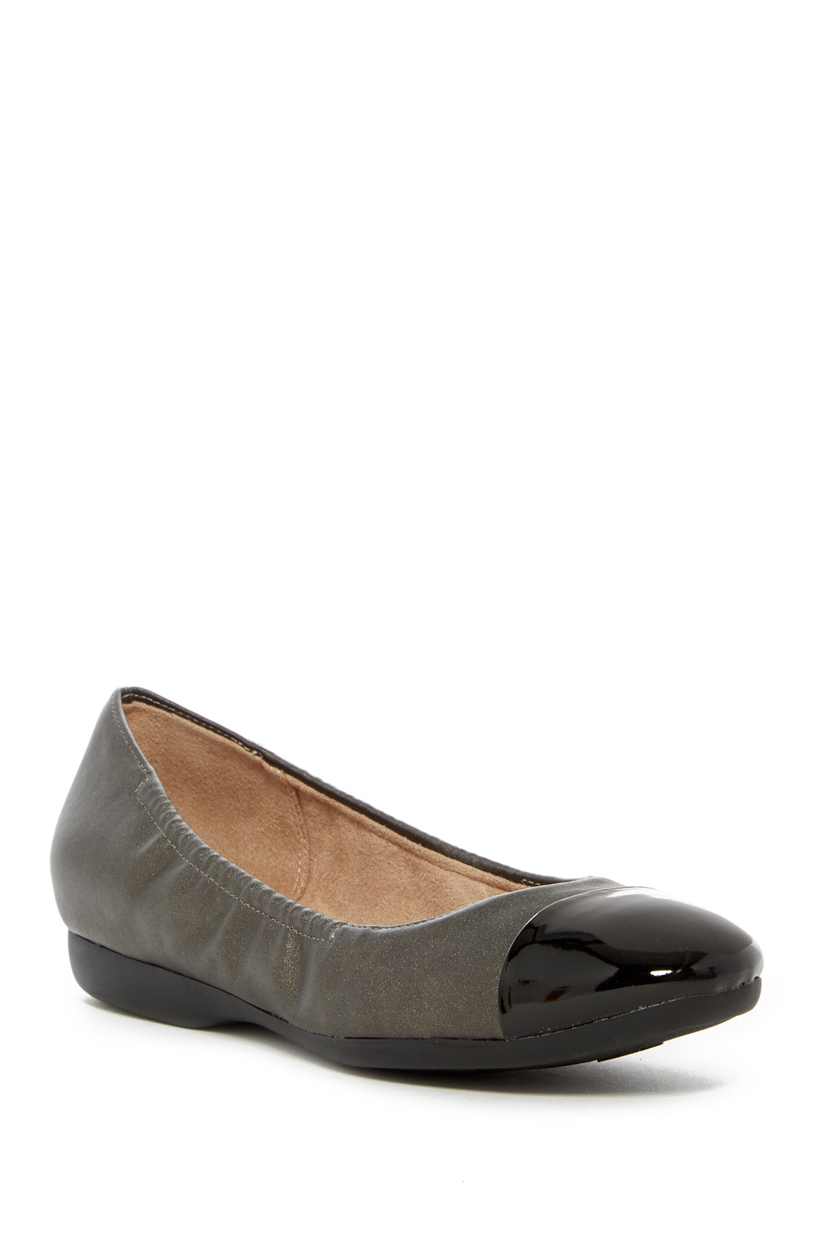 Naturalizer wide shoes Find online or in store. Shop the latest styles of fit for you.